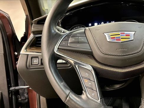 Used 2022 Cadillac XT5 Premium Luxury w/ Platinum Package AWD/4WD image 11