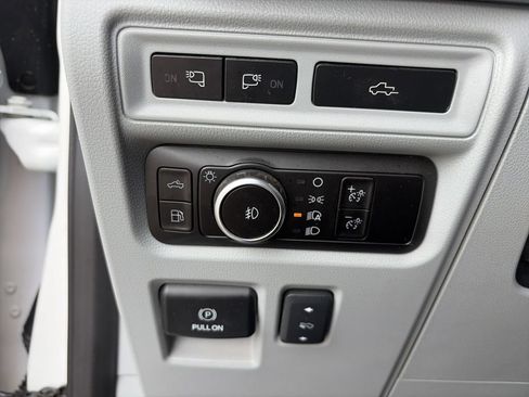 Used 2023 Ford F150 Limited AWD/4WD image 19