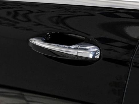 Used 2022 Mercedes-Benz E 450 4MATIC Sedan w/ Driver Assistance Package image 35