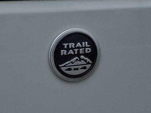 Used 2011 Jeep Wrangler Sport AWD/4WD image 31