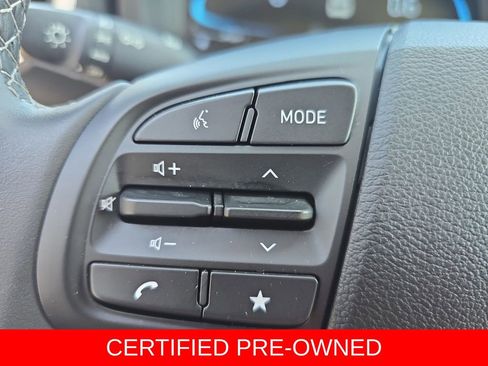 Certified 2026 Hyundai Venue SEL FWD image 17