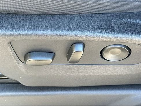 New 2026 GMC Sierra 1500 Elevation image 29