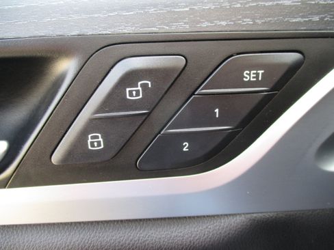Used 2024 BMW X3 xDrive30i AWD/4WD image 32