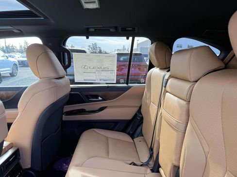 New 2026 Lexus LX 600 4WD w/ Luxury Package image 13