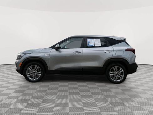 Used 2021 Kia Seltos LX AWD/4WD image 3