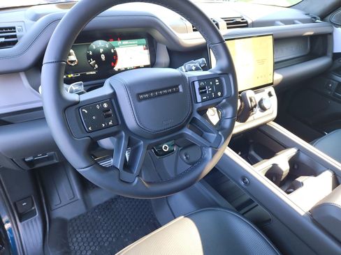 New 2026 Land Rover Defender 110 OCTA image 14