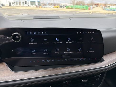 New 2026 Chevrolet Suburban High Country image 15