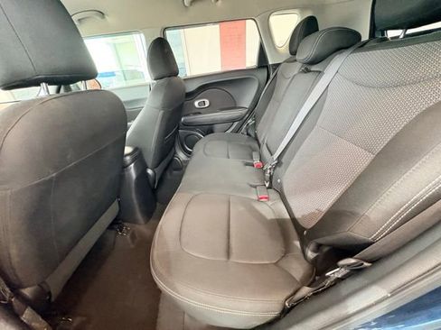 Used 2019 Kia Soul + FWD image 27
