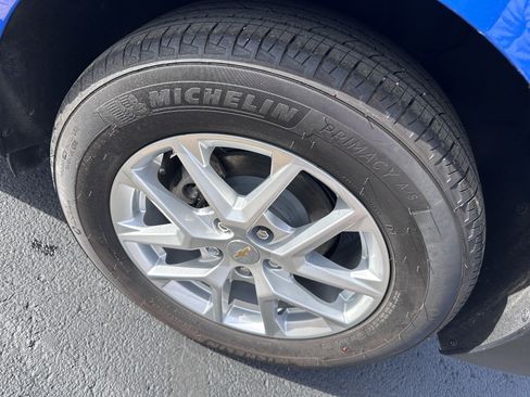 Used 2024 Chevrolet Equinox LT w/ LPO, Floor Liner Package image 8