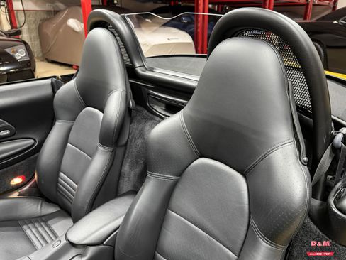 Used 2003 Porsche Boxster RWD image 19