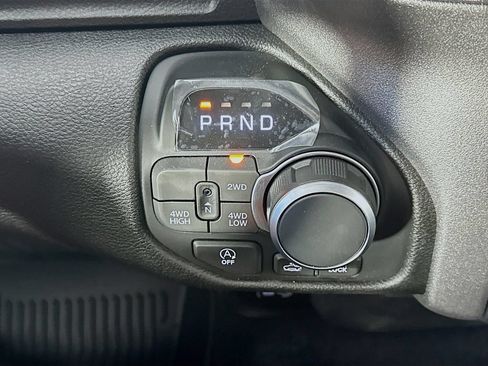 New 2026 RAM 1500 Warlock AWD/4WD image 12