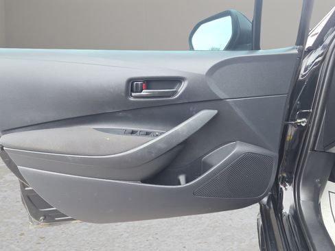 Used 2025 Toyota Corolla LE FWD image 25