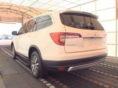 Used 2019 Honda Pilot EX image 5