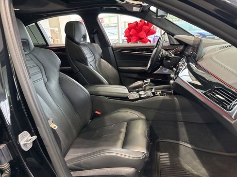 Used 2021 BMW M5 w/ Executive Package image 52