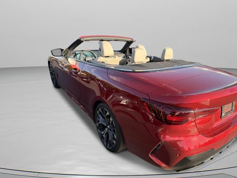 Certified 2025 BMW M440i Convertible w/ Premium Package image 6