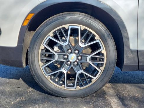 Used 2023 Chevrolet Blazer Premier w/ Driver Confidence II Package image 33