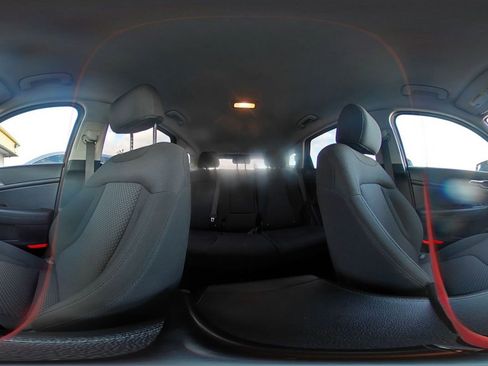 Used 2025 Kia Sportage LX image 41