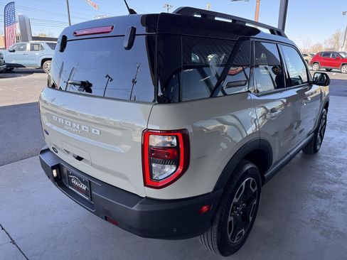 Used 2024 Ford Bronco Sport Outer Banks w/ Tech Package image 5