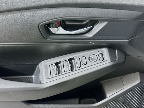 Used 2025 Honda Accord LX image 15