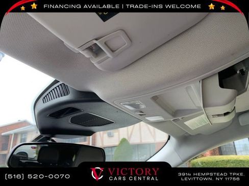 Used 2022 Ford Escape SE w/ SE Sport Appearance Package image 30