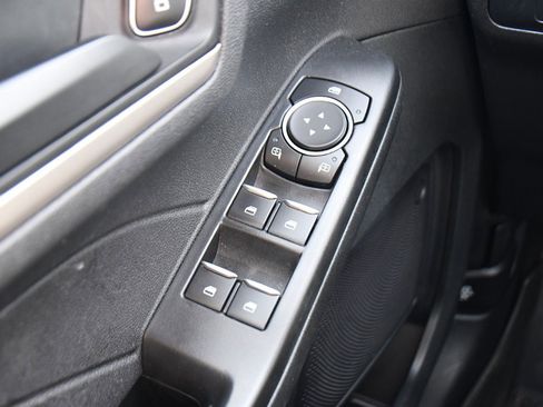 Used 2022 Ford Escape SE w/ Cold Weather Package image 21