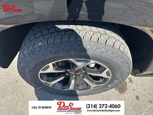 New 2026 GMC Yukon XL AT4 w/ AT4 Premium Plus Package AWD/4WD image 10
