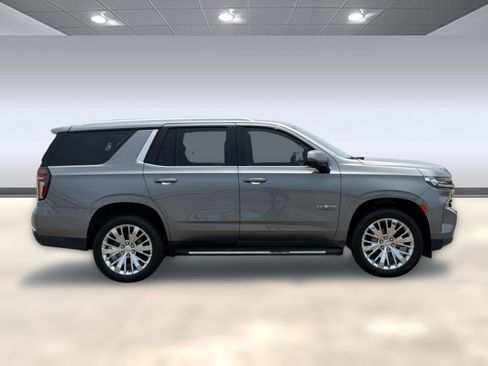 Used 2021 Chevrolet Tahoe LT w/ LT Signature Package RWD image 8