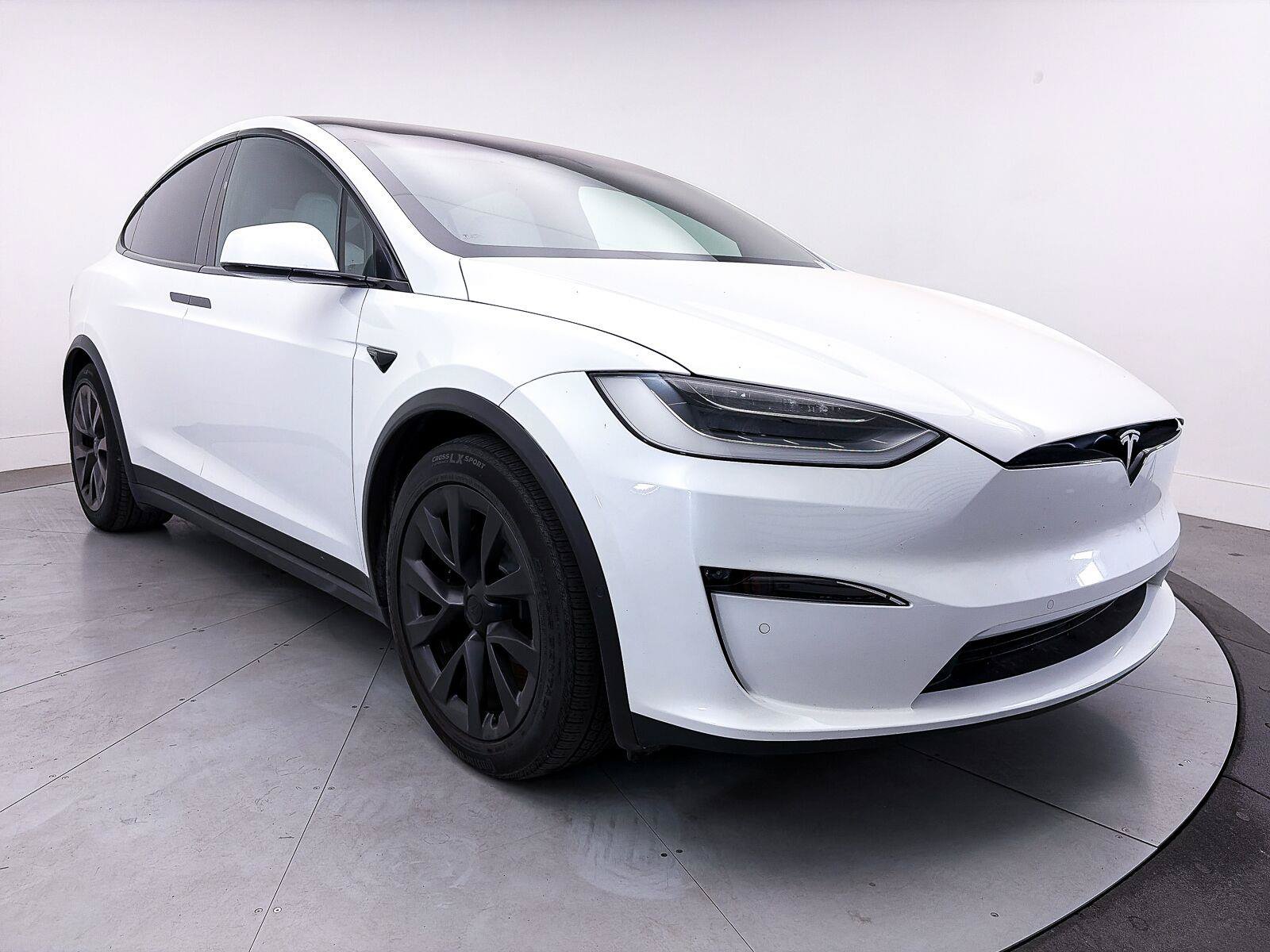 Used 2022 Tesla Model X AWD/4WD image 10