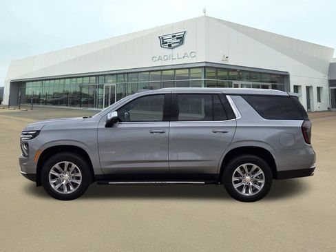 Used 2025 Chevrolet Tahoe Premier RWD image 3