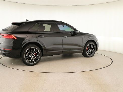 Used 2023 Audi Q8 Premium Plus w/ Premium Plus Package image 7