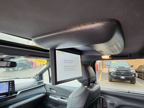 Certified 2023 Toyota Sienna XSE w/ XSE Plus Package AWD/4WD image 27