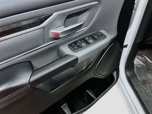 Used 2023 RAM 1500 Big Horn AWD/4WD image 17