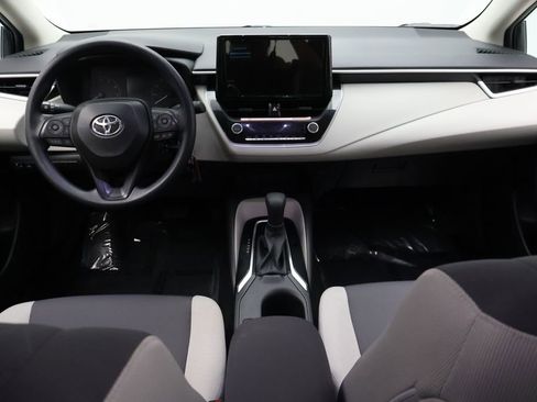 Certified 2025 Toyota Corolla LE image 23