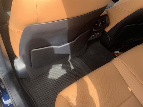 Used 2024 Lexus ES 350 w/ Premium Package image 23