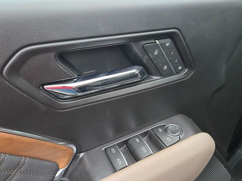 New 2026 GMC Canyon Denali w/ LPO, Denali Black Edition image 21