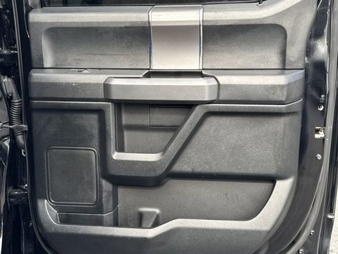 Used 2016 Ford F150 XLT w/ Equipment Group 302A Luxury image 15