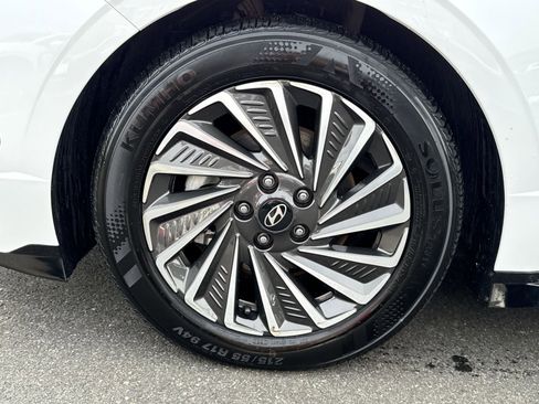 Certified 2025 Hyundai Sonata SEL image 8