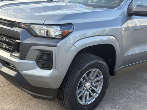 New 2026 Chevrolet Colorado LT image 3