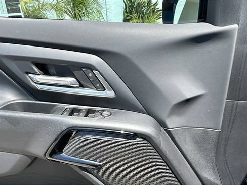 Used 2026 Chevrolet Silverado EV LT AWD/4WD image 25