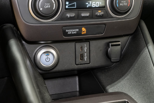 Used 2025 Nissan Leaf S FWD image 22