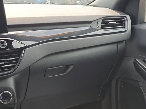 Used 2025 Ford Escape ST-Line image 28