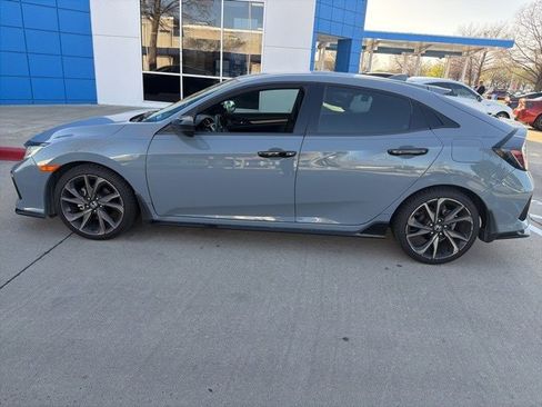 Used 2019 Honda Civic Sport image 8