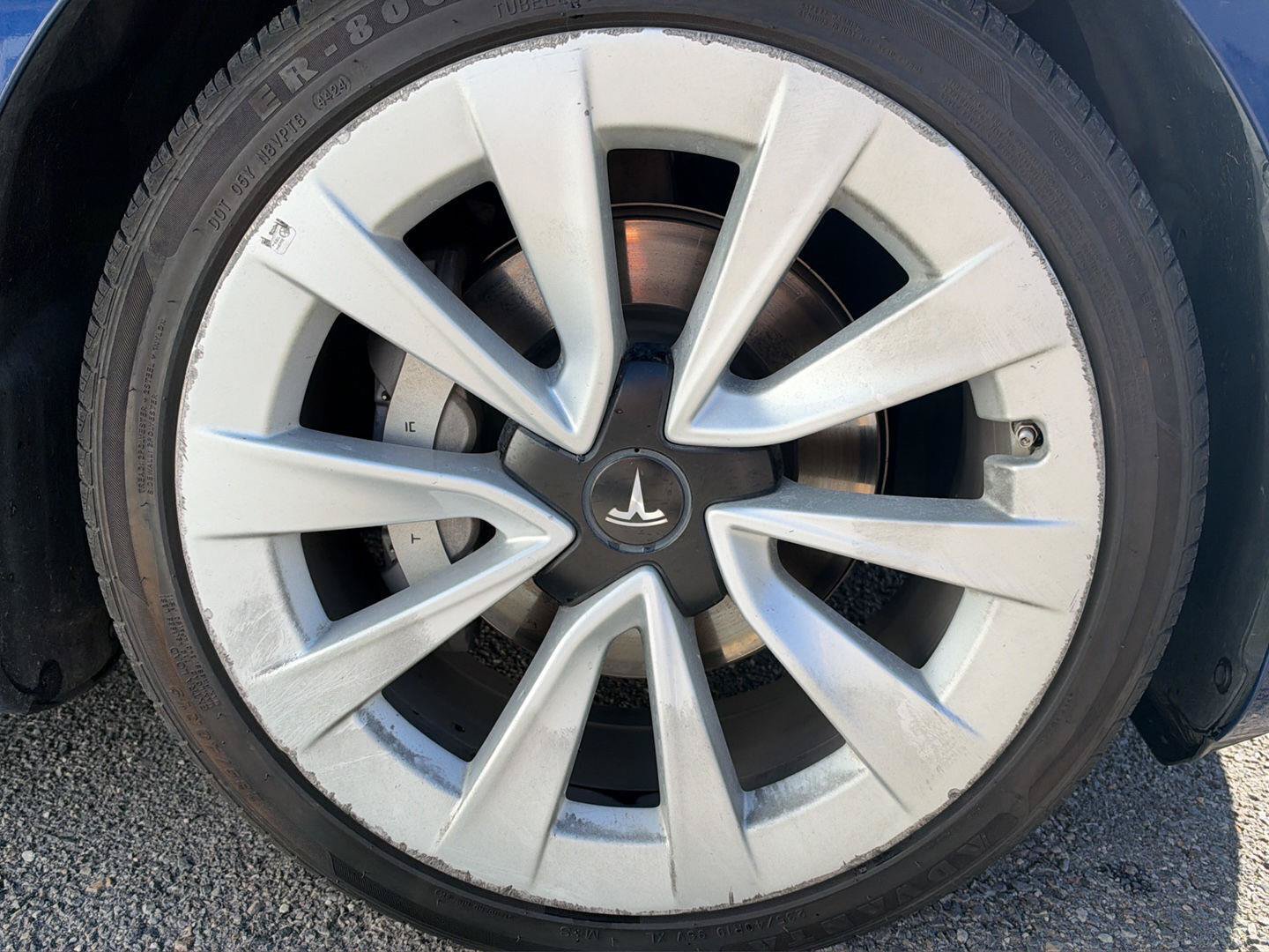 Used 2022 Tesla Model 3 Long Range AWD/4WD image 9