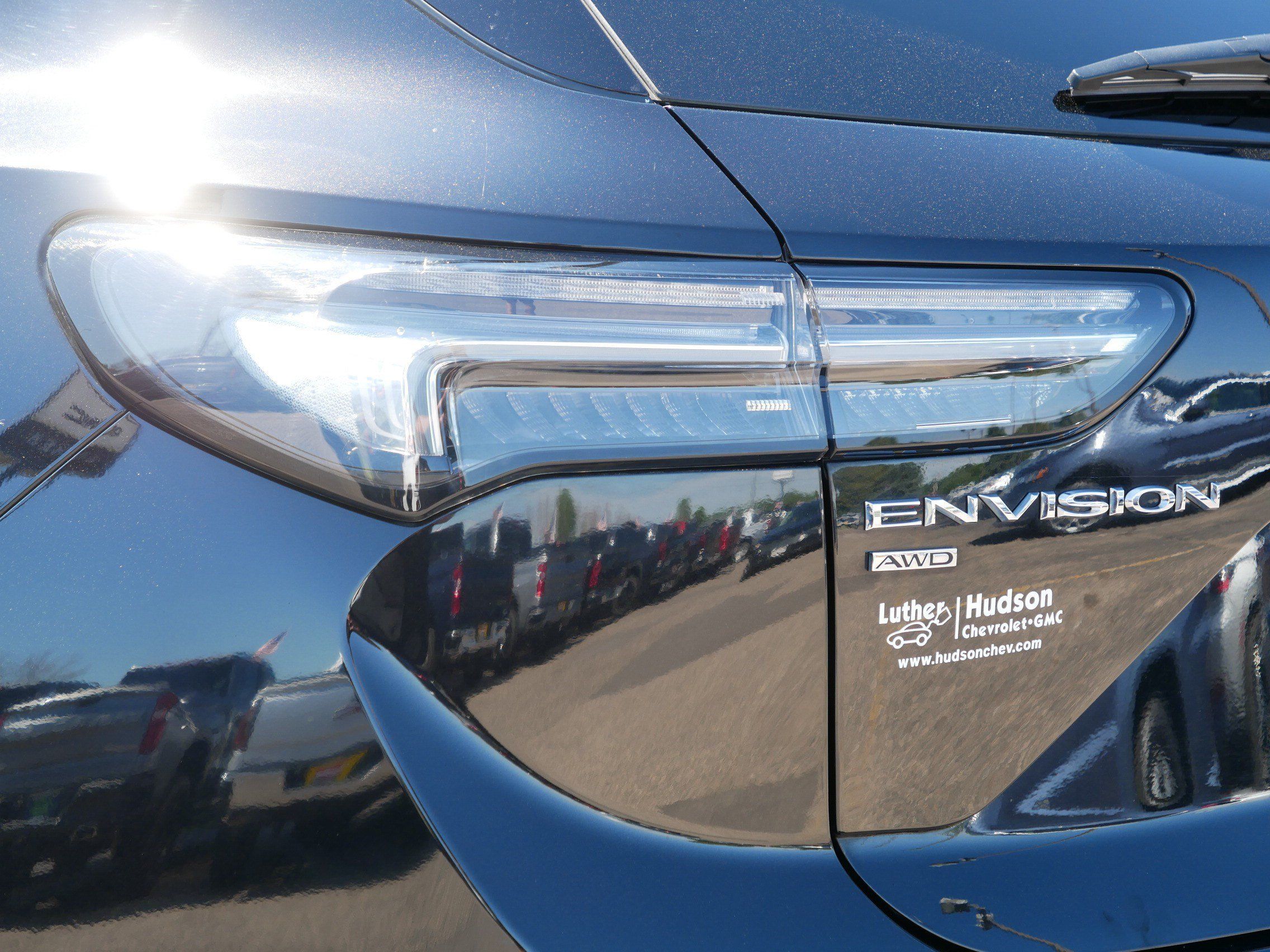 Used 2023 Buick Envision Avenir AWD/4WD image 17
