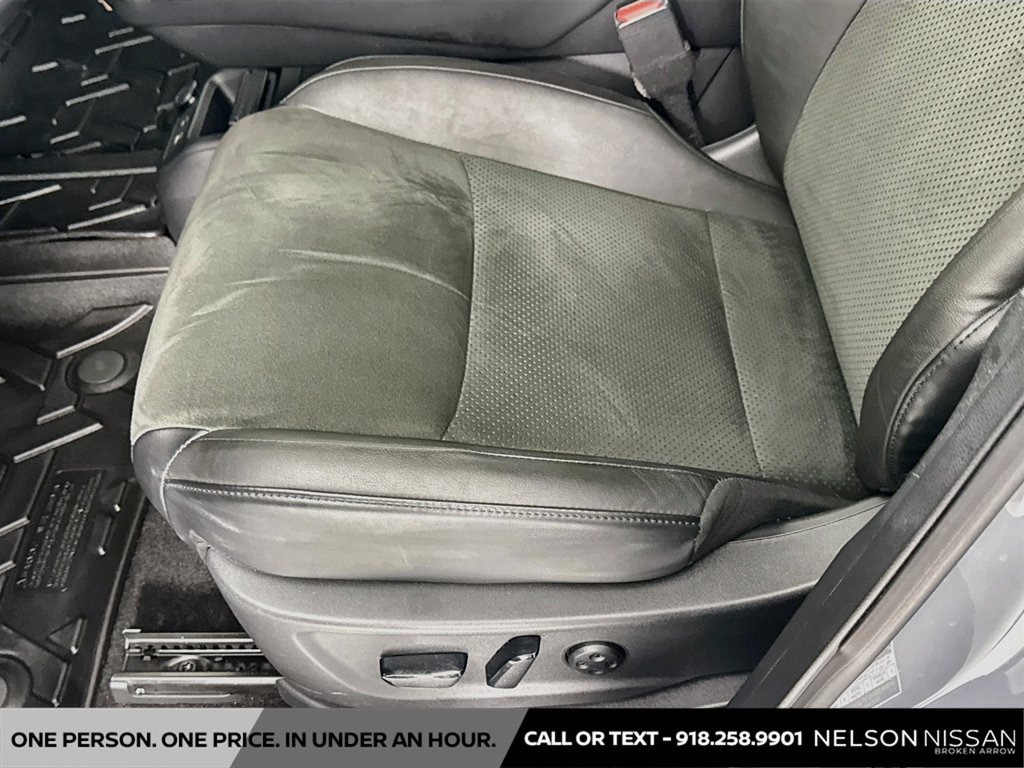 Certified 2023 Nissan Ariya AWD image 19