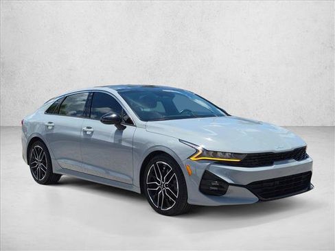 Used 2024 Kia K5 GT FWD image 3