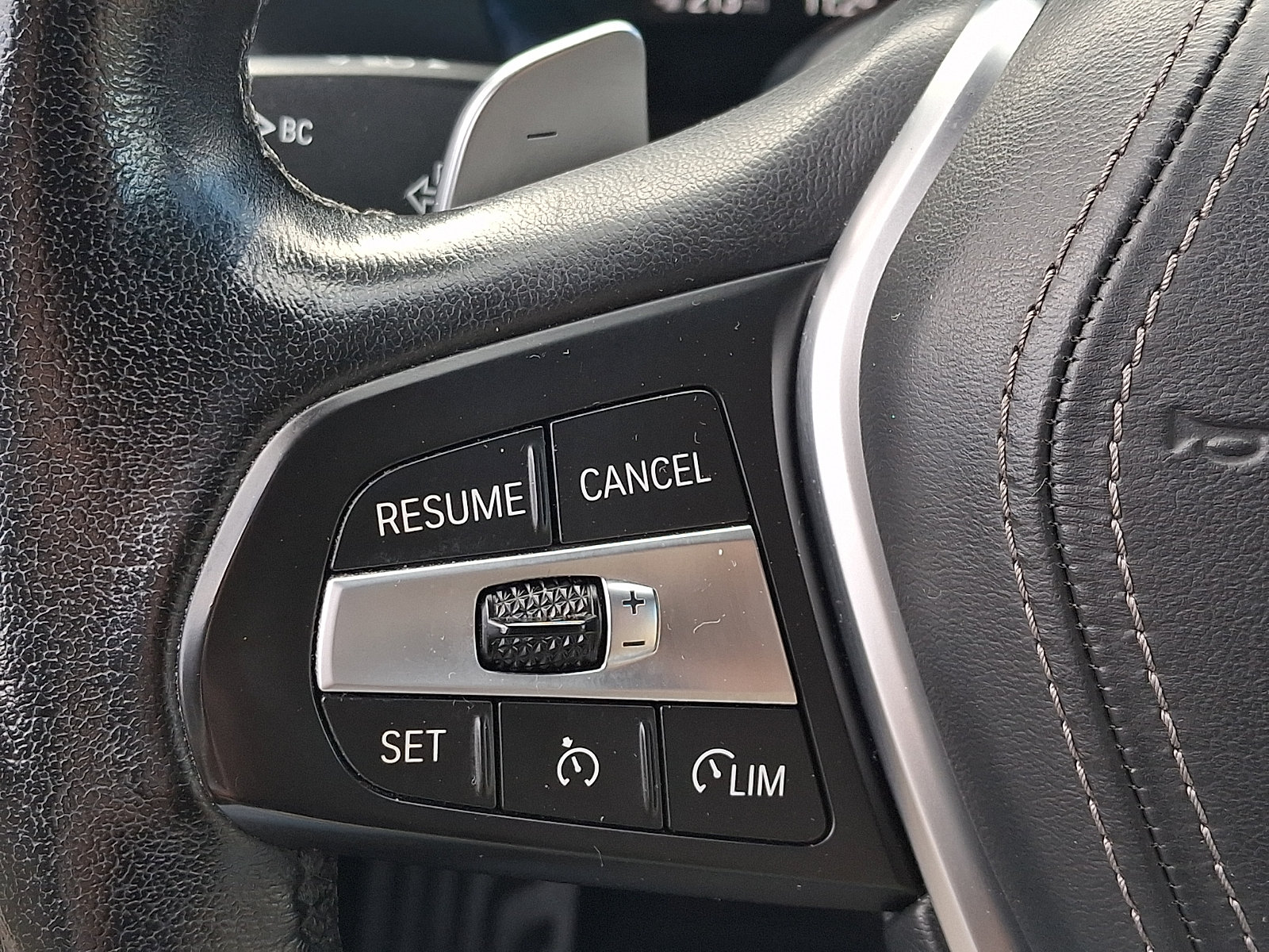 Used 2022 BMW X5 xDrive40i w/ Premium Package AWD/4WD image 24