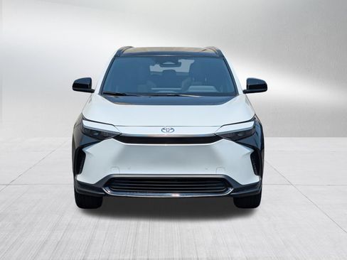 Used 2024 Toyota bZ4X AWD w/ Weather Package image 2