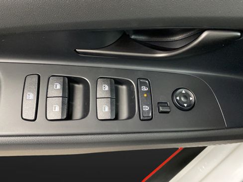 New 2026 Hyundai Elantra N FWD image 21