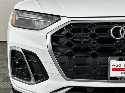 Used 2023 Audi Q5 e Premium Plus w/ Premium Plus Package image 16